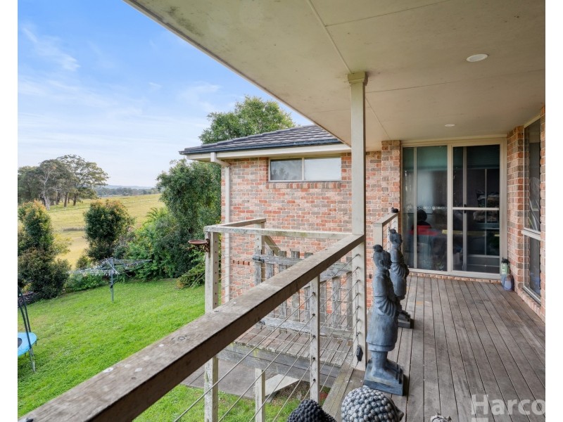 17 Springfields Drive, Greenhill NSW 2440