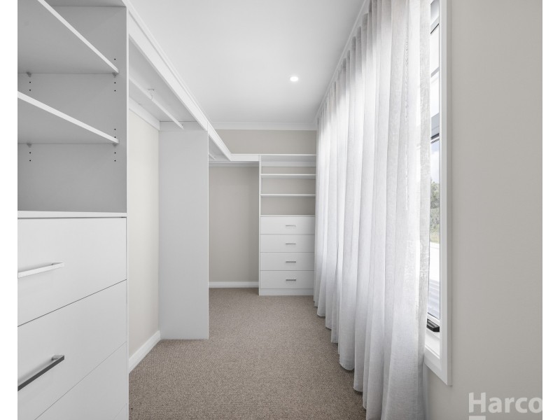 37 Swift Place, South West Rocks NSW 2431