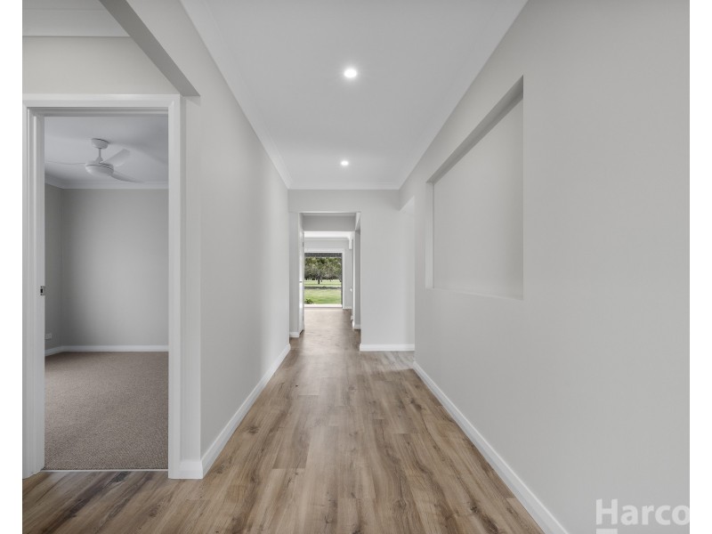 37 Swift Place, South West Rocks NSW 2431