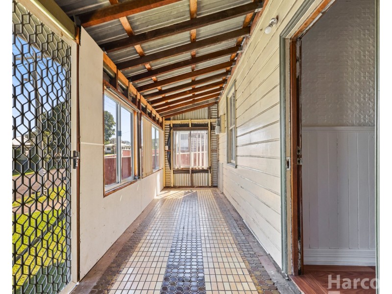 25 Tabrett Street, West Kempsey NSW 2440