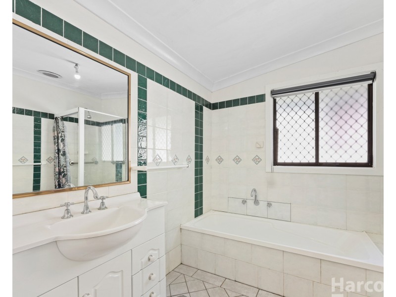 25 Tabrett Street, West Kempsey NSW 2440