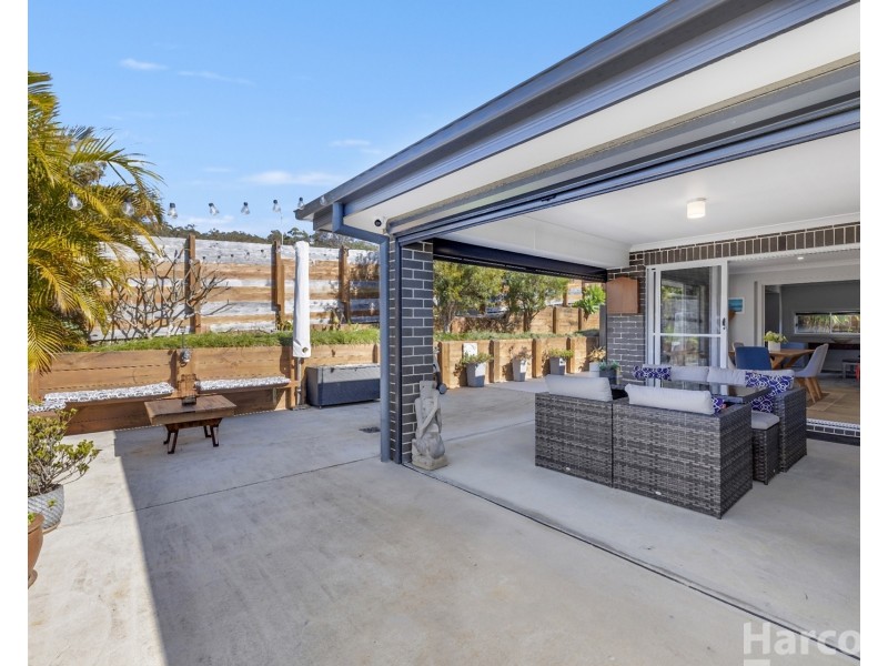 17 Rosedale Avenue, South West Rocks NSW 2431