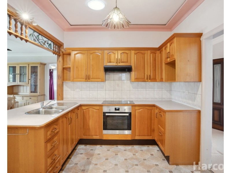 6 Elrington Avenue, West Kempsey NSW 2440