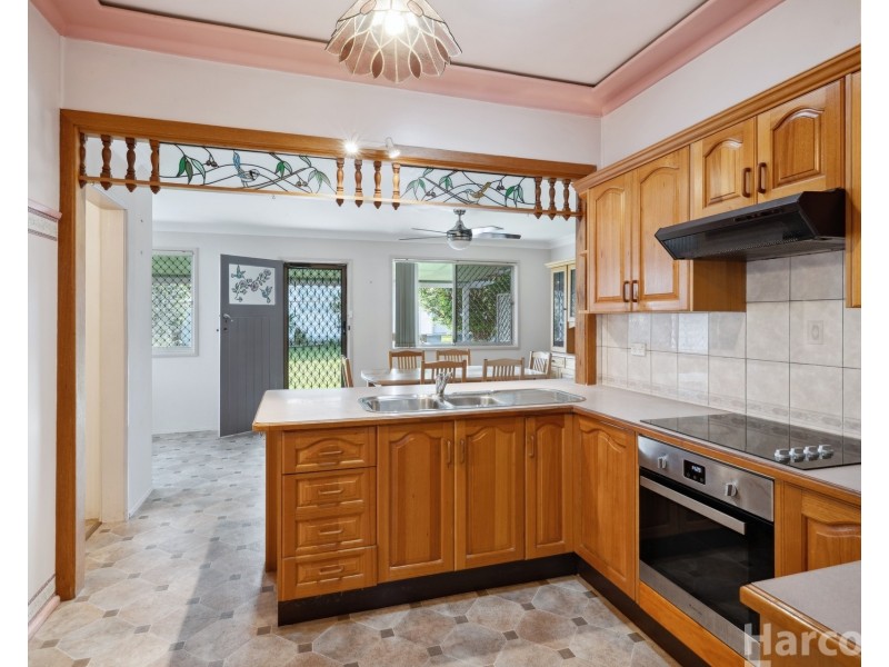 6 Elrington Avenue, West Kempsey NSW 2440