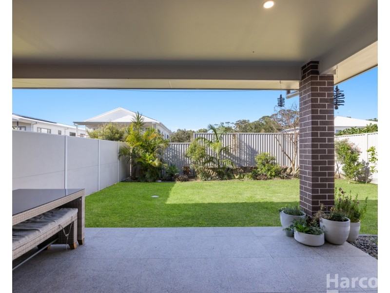 19 Kalang Avenue, South West Rocks NSW 2431