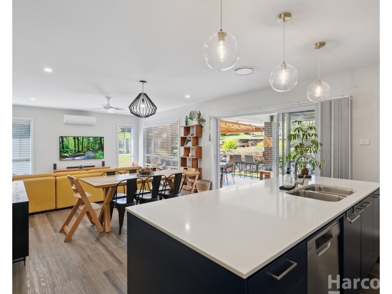 18 Springfields Drive, Greenhill NSW 2440