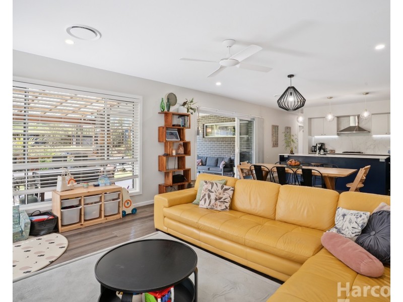 18 Springfields Drive, Greenhill NSW 2440