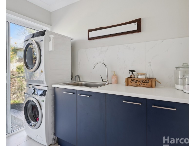 18 Springfields Drive, Greenhill NSW 2440