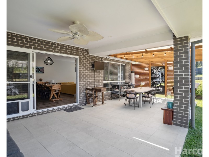 18 Springfields Drive, Greenhill NSW 2440