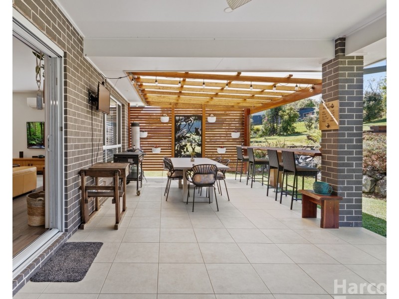 18 Springfields Drive, Greenhill NSW 2440