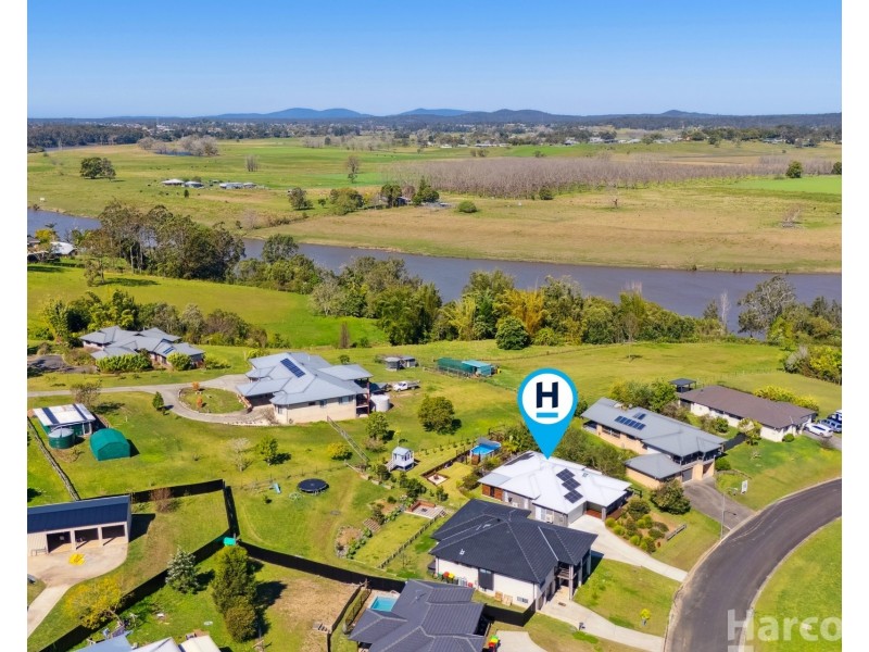 18 Springfields Drive, Greenhill NSW 2440