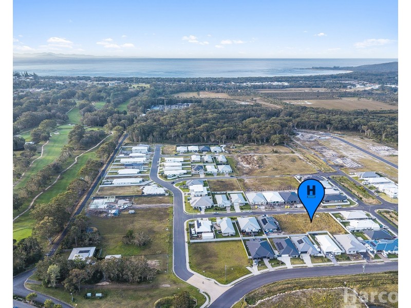 12 Medora Avenue, South West Rocks NSW 2431
