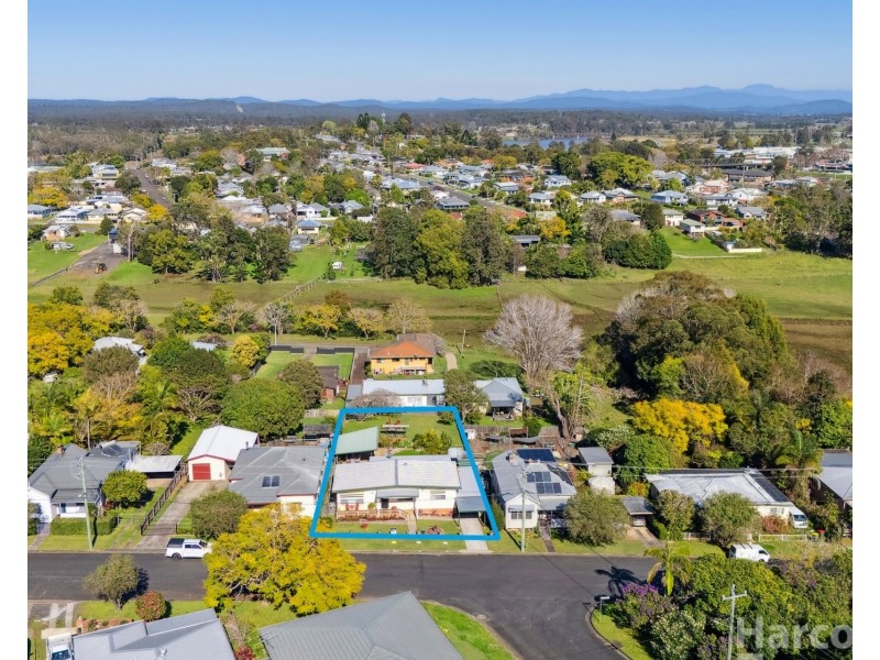 35 Sullivan Street, East Kempsey NSW 2440