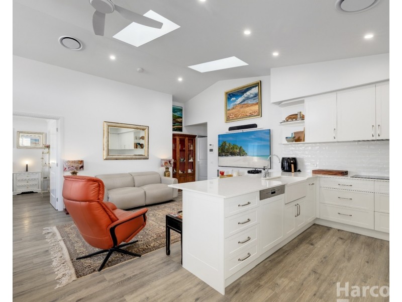23 Augusta Crescent, South West Rocks NSW 2431