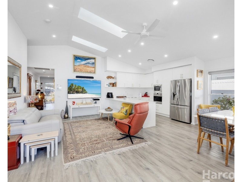 23 Augusta Crescent, South West Rocks NSW 2431