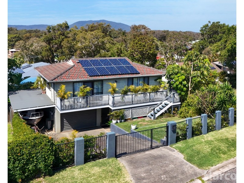 1 Eric Fittler Place, South West Rocks NSW 2431