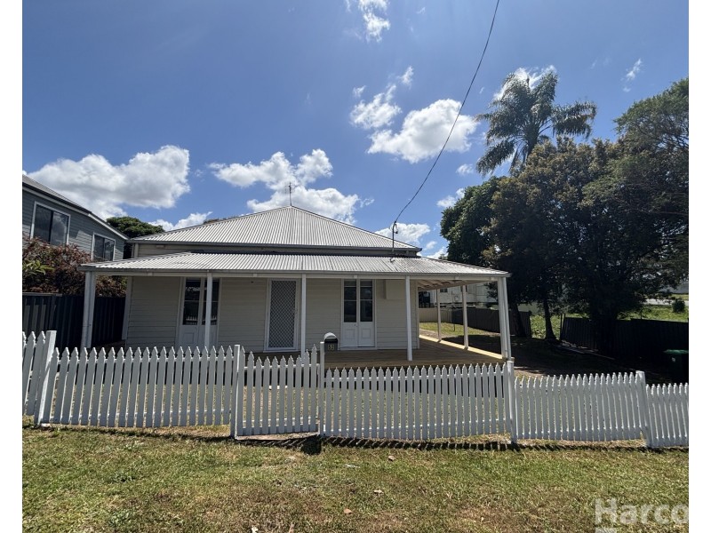 52 Wide Street, West Kempsey NSW 2440