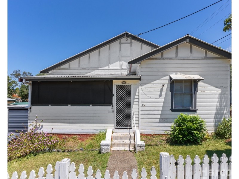 15 Broughton Street, West Kempsey NSW 2440