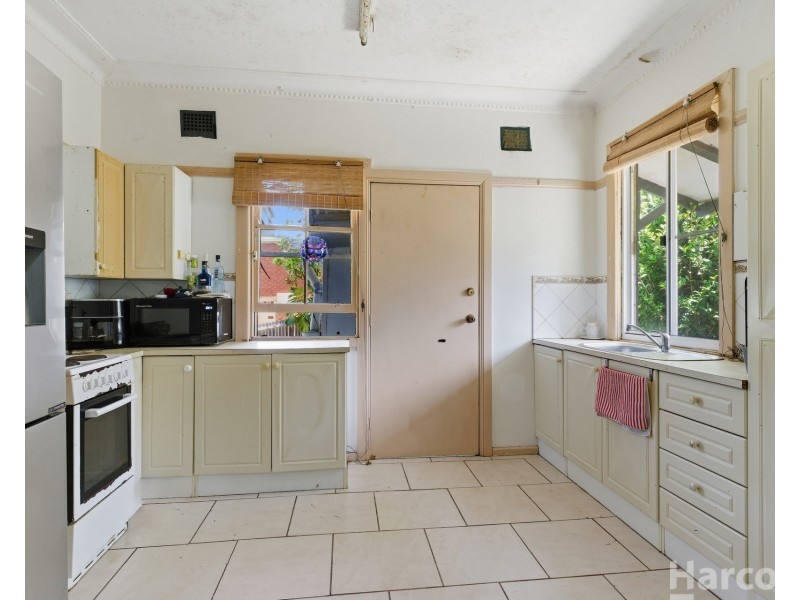 15 Broughton Street, West Kempsey NSW 2440