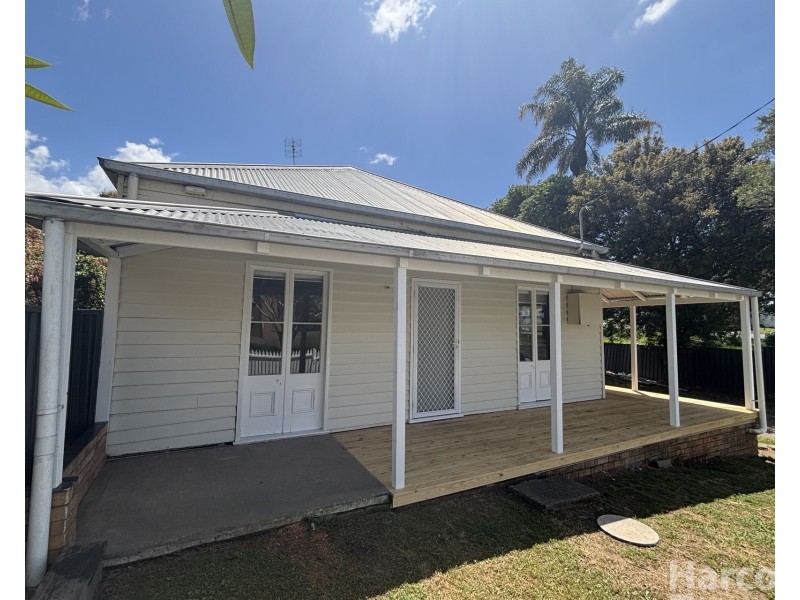 52 Wide Street, West Kempsey NSW 2440
