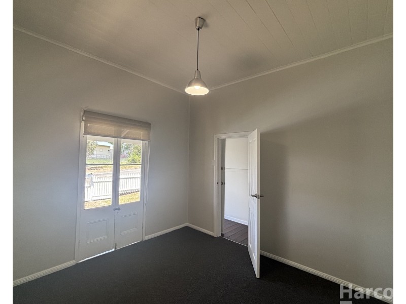 52 Wide Street, West Kempsey NSW 2440