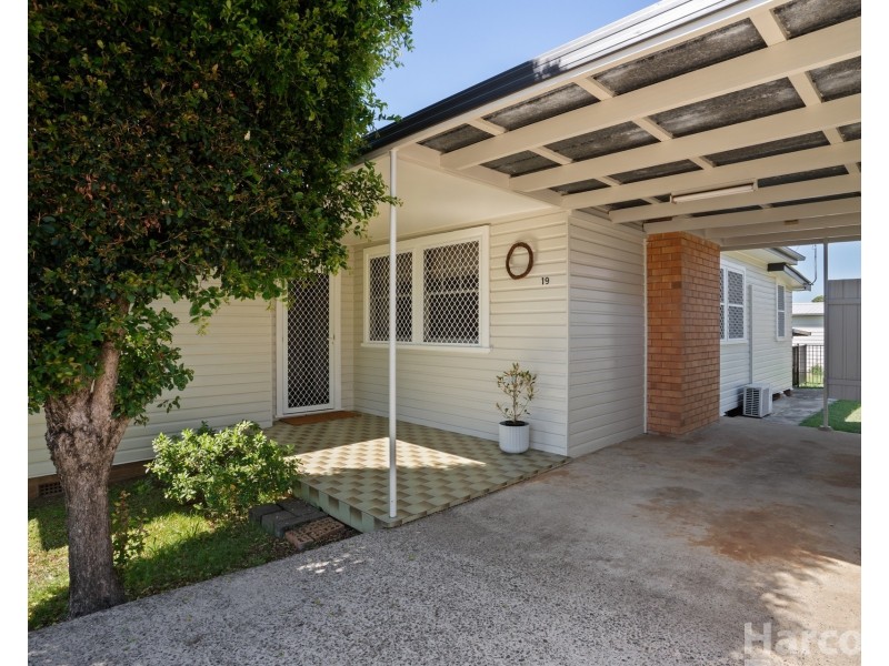 19 Cochrane Street, West Kempsey NSW 2440
