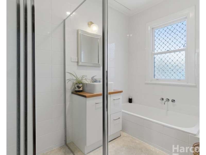 19 Cochrane Street, West Kempsey NSW 2440