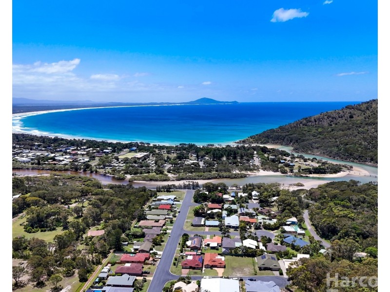 2 Mowong Close, Hat Head NSW 2440