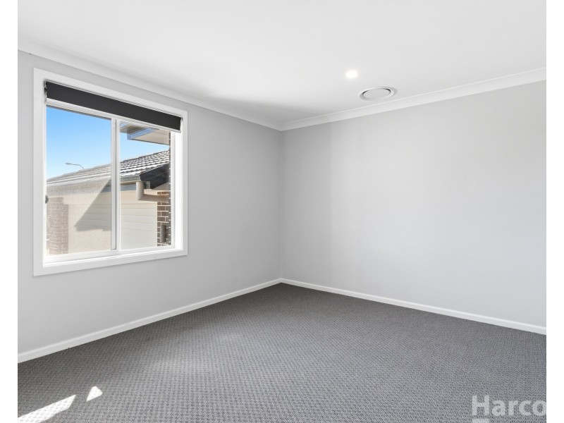 14 Springfields Drive, Greenhill NSW 2440