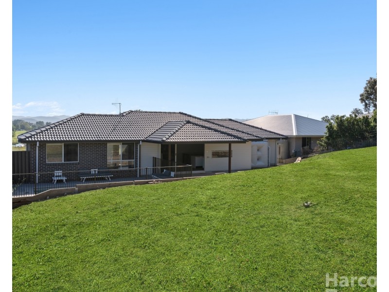 14 Springfields Drive, Greenhill NSW 2440