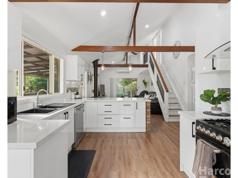 1527 Armidale Road, Temagog NSW 2440