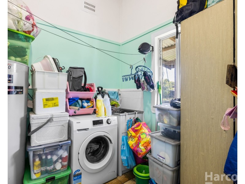 98 Belmore Street, Smithtown NSW 2440