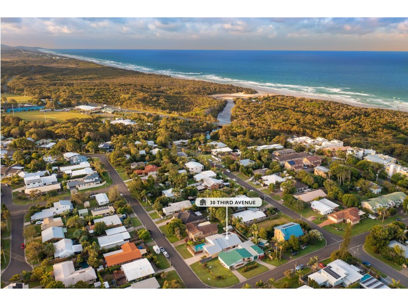 30 Third Avenue, Coolum Beach QLD 4573