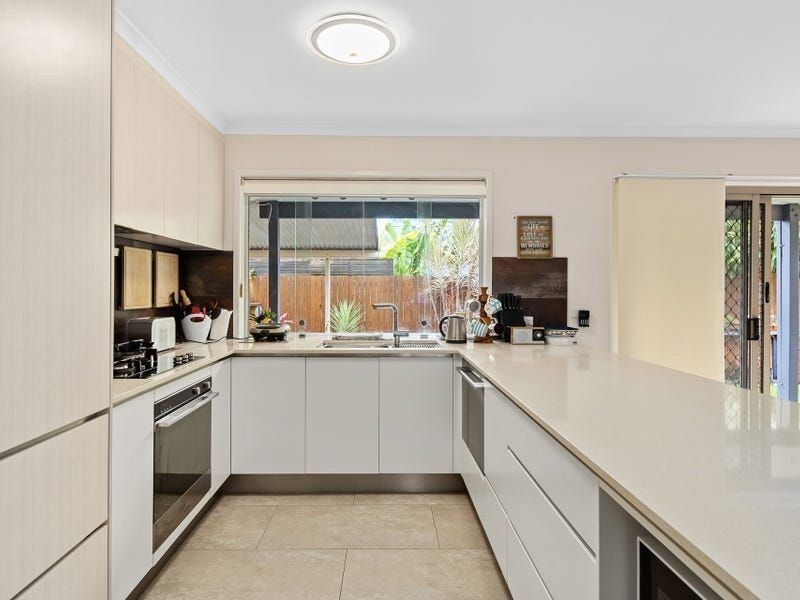 2/107 Yandina Coolum Road, Coolum Beach QLD 4573