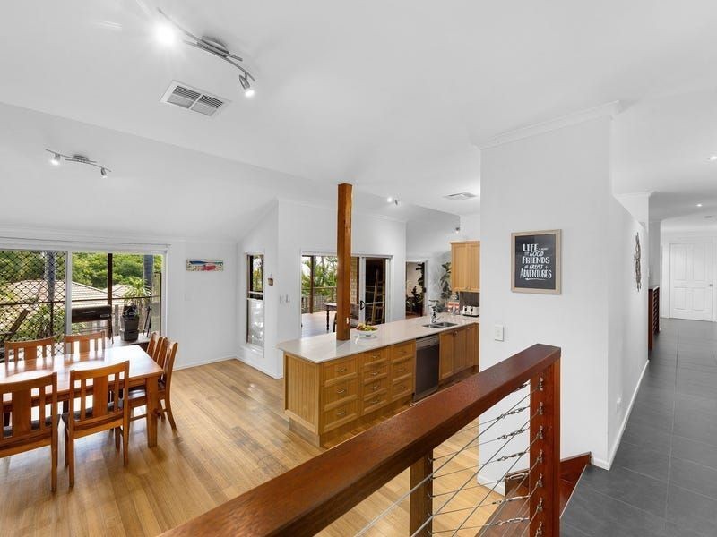 1 Driftwood Drive, Castaways Beach QLD 4567