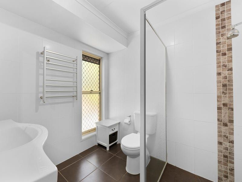 1 Driftwood Drive, Castaways Beach QLD 4567