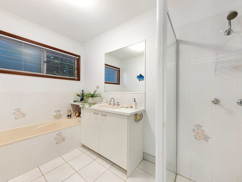 35 Fairway Close, Mount Coolum QLD 4573