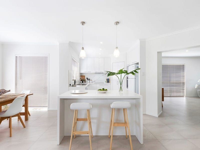6 Sandhurst Crescent, Peregian Springs QLD 4573