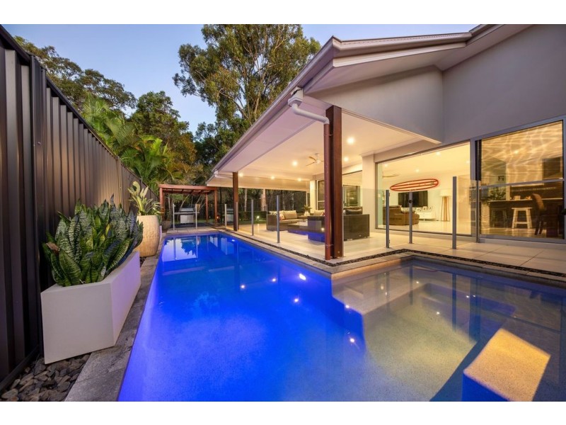 77 The Avenue, Peregian Springs QLD 4573