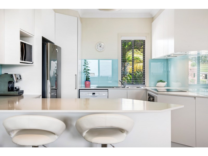 1/21 Bay Terrace, Coolum Beach QLD 4573