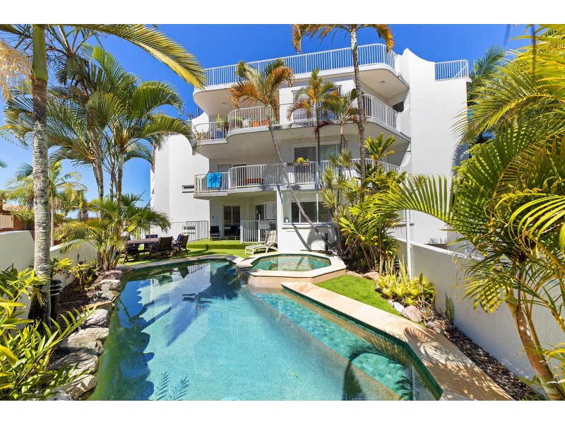 2/34 First Avenue, Coolum Beach QLD 4573