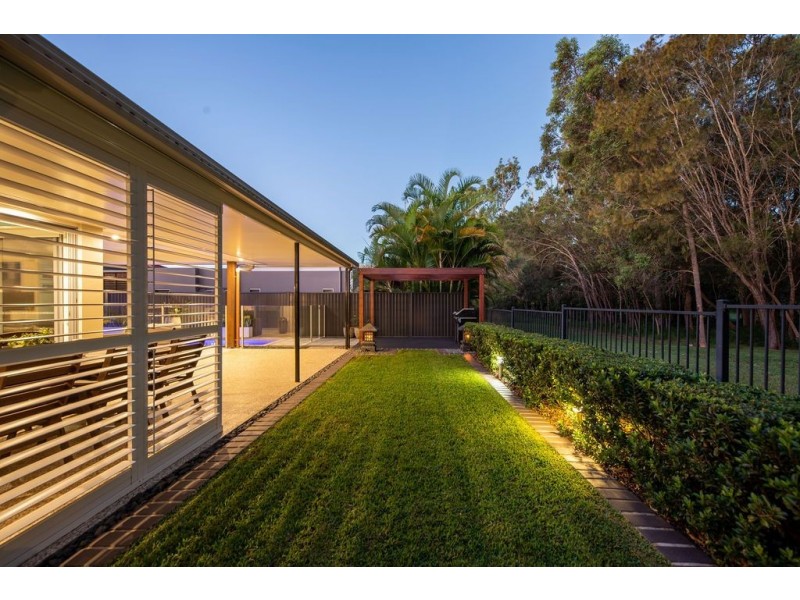 77 The Avenue, Peregian Springs QLD 4573