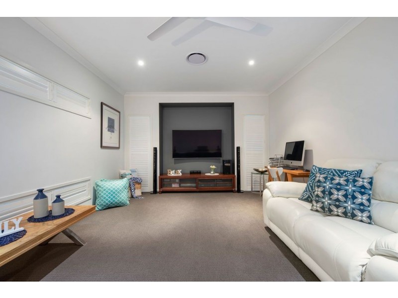77 The Avenue, Peregian Springs QLD 4573