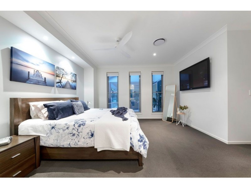 77 The Avenue, Peregian Springs QLD 4573