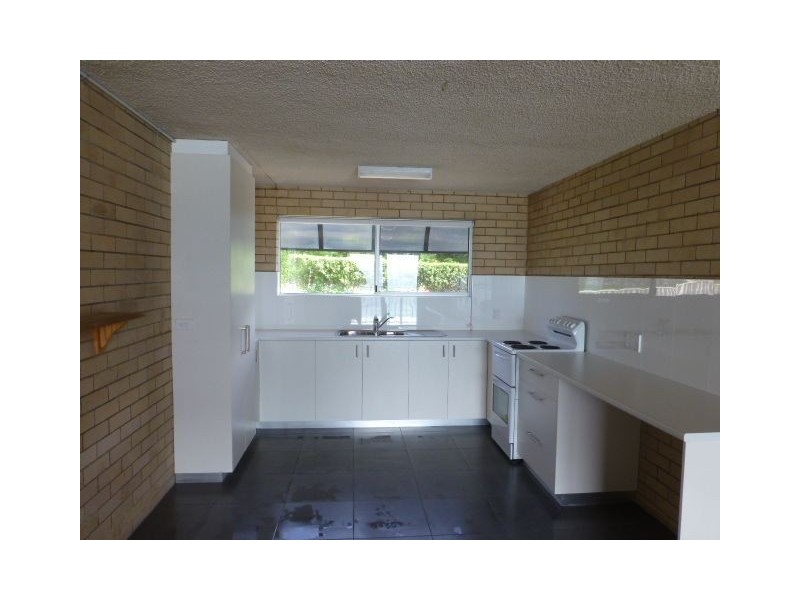 2/137 Coolum Terrace, Coolum Beach QLD 4573