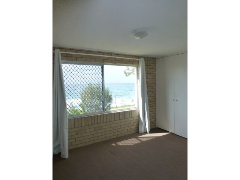2/137 Coolum Terrace, Coolum Beach QLD 4573