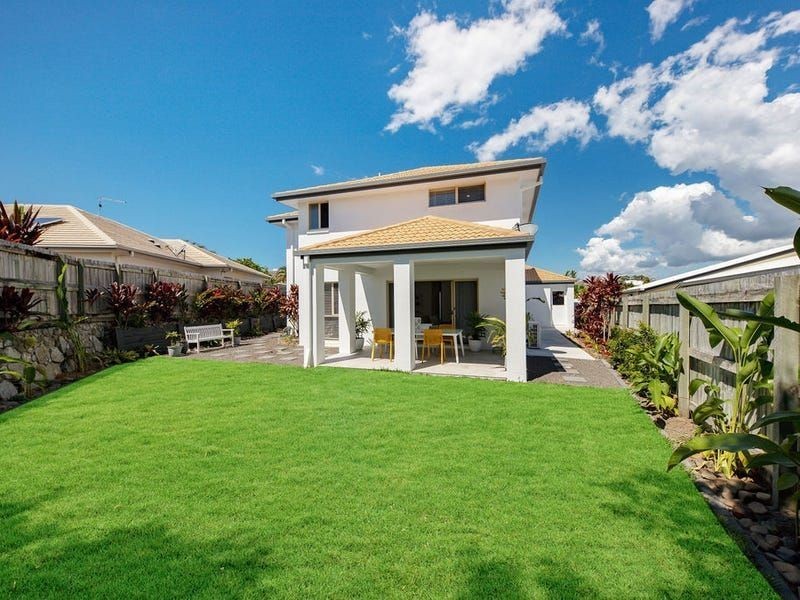 6 Sandhurst Crescent, Peregian Springs QLD 4573