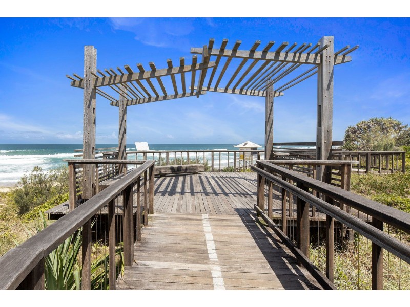 1204/27 Boardwalk Boulevard, Mount Coolum QLD 4573