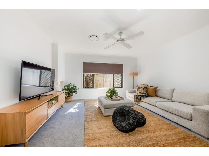 25 Riviera Crescent, Peregian Springs QLD 4573