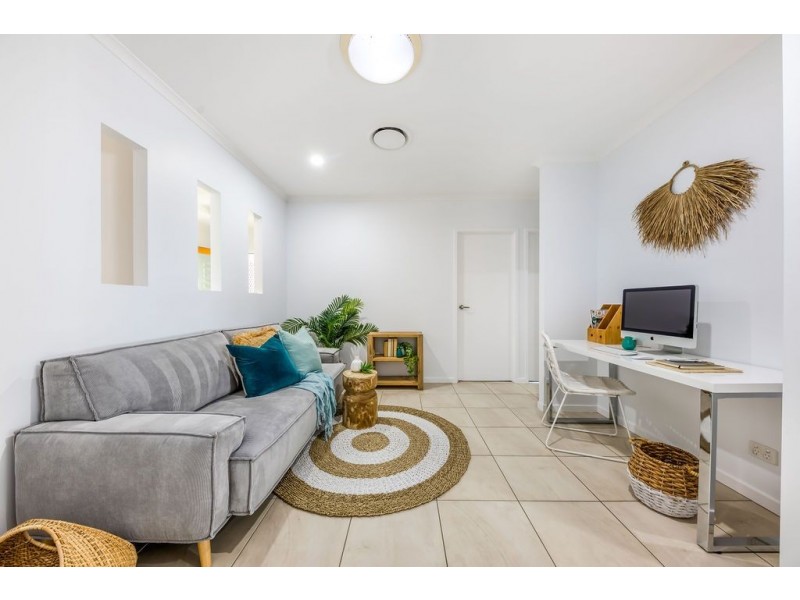 25 Riviera Crescent, Peregian Springs QLD 4573